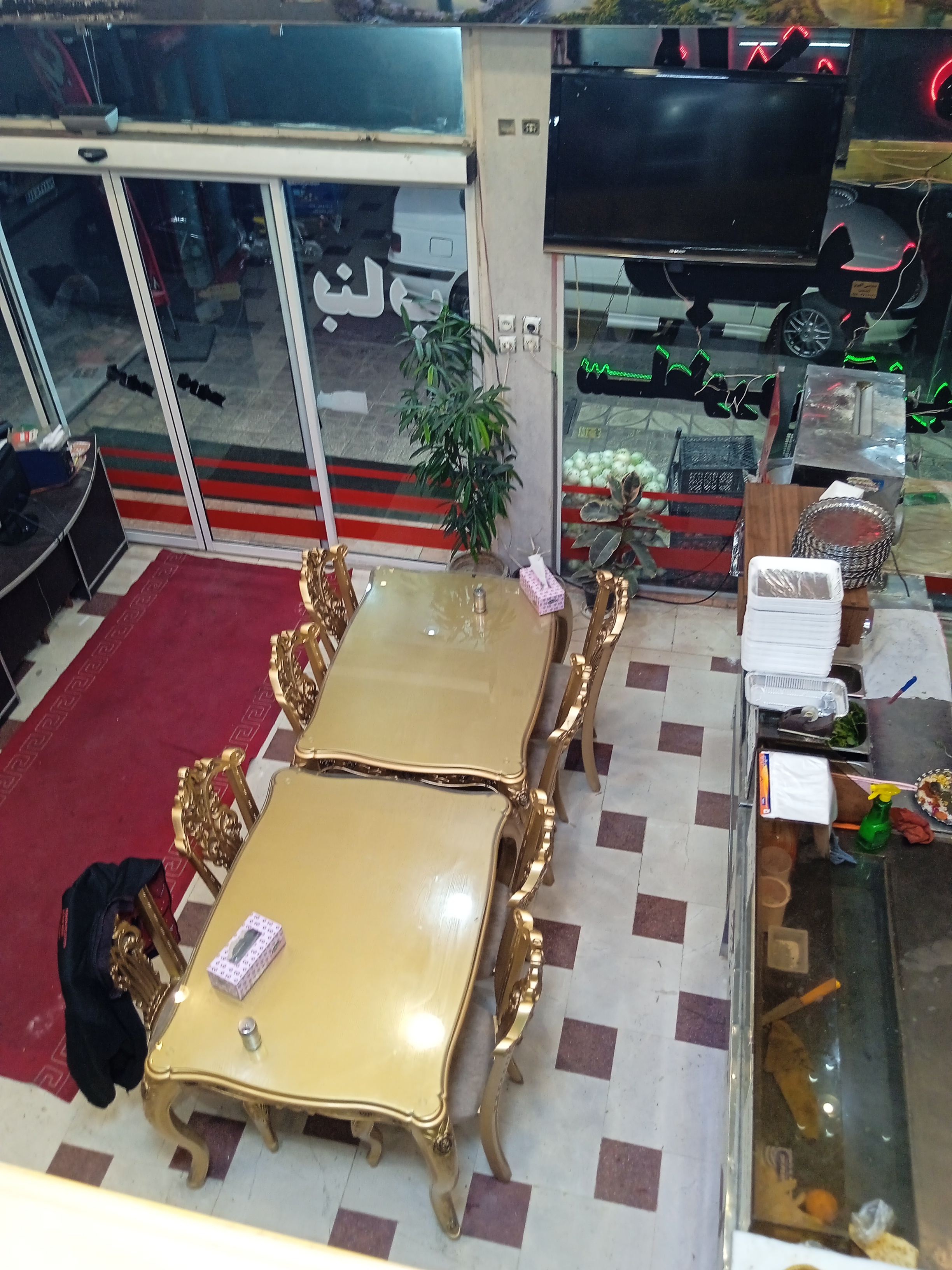 کباب بناب مقدم زاده،(مهمه)